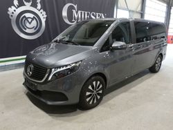 Grau Gebraucht 2024 Mercedes EQV300 Van / Kleinbus | 93.891 €