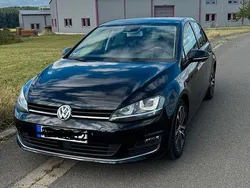 Schwarz Gebraucht 2014 VW Golf VII Highline Limousine | 12.500 € (Etwas zu teuer)