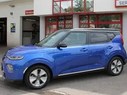 (se2) neptunblau met. /black Gebraucht 2020 Kia Soul EV 2 SUV | 24.800 € (Teuer)