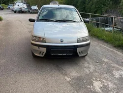 Grau Gebraucht 2003 Fiat Punto Kleinwagen | 1.200 €