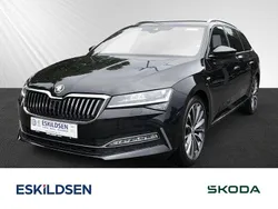 Blackmagic perleffekt Gebraucht 2022 Skoda Superb LAURIN & KLEMENT Kombi | 26.831 € (Guter Preis)