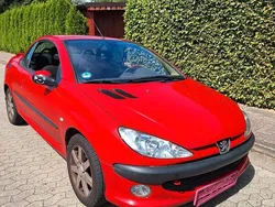 Rot Gebraucht 2003 Peugeot 206 CC Cabrio | 499 €
