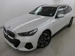 Mineralweiã Gebraucht 2024 BMW 520 Performance Kombi | 52.400 € (Guter Preis)