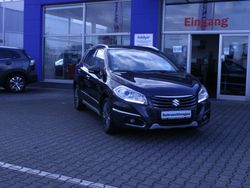 Grau metallic Gebraucht 2016 Suzuki SX4 S-Cross Comfort SUV | 13.000 € (Etwas zu teuer)