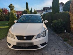 Weiß Gebraucht 2012 Seat Ibiza ST Style Kombi | 5.000 € (Fairer Preis)
