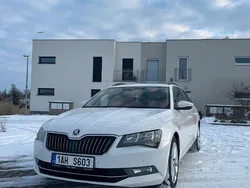 Weiß Gebraucht 2017 Skoda Superb Ambition Limousine | 12.900 € (Teuer)