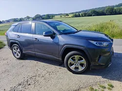 Gebraucht 2020 Toyota RAV4 Lounge SUV | 32.000 € (Etwas zu teuer)