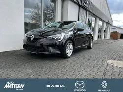 Schwarz Gebraucht 2021 Renault Clio V Zen Limousine | 11.989 € (Fairer Preis)