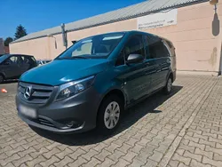 Grün Gebraucht 2017 Mercedes Vito Van / Kleinbus | 18.300 €
