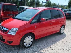 Rot Gebraucht 2010 Opel Meriva Edition Van / Kleinbus | 2.190 €