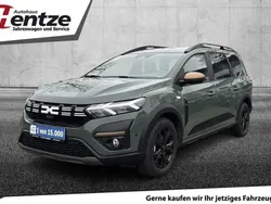 Grün Gebraucht 2024 Dacia Jogger Extreme Limousine | 19.890 € (Fairer Preis)