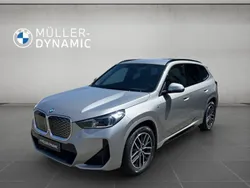 Spacesilber metallic Neu 2025 BMW iX1 Luxury Line SUV | 47.650 € (Guter Preis)