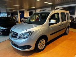 Grau Gebraucht 2018 Mercedes Citan 112 Van / Kleinbus | 16.490 € (Teuer)