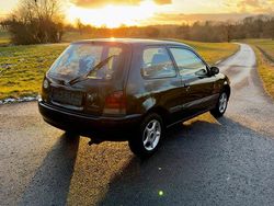 Schwarz Gebraucht 1997 Toyota Starlet Edition Kleinwagen | 2.000 € (Fairer Preis)
