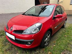 Rot Gebraucht 2009 Renault Clio III Rip Curl Kleinwagen | 3.200 €