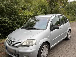 Silber Gebraucht 2004 Citroën C3 Kleinwagen | 1.700 € (Teuer)