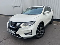 Brilliant white (m) Gebraucht 2018 Nissan X-Trail 360º SUV | 18.990 € (Etwas zu teuer)