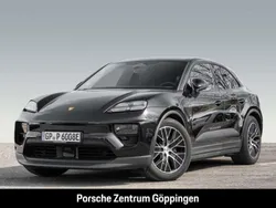 Tiefschwarzmetallic Gebraucht 2024 Porsche Macan SUV | 91.880 € (Guter Preis)
