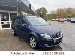 Blau Gebraucht 2009 VW Touran Cross Van / Kleinbus | 6.900 € (Guter Preis)