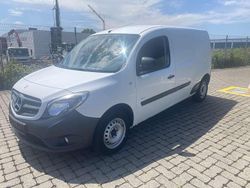 Weiß Gebraucht 2016 Mercedes Citan 109 Van / Kleinbus | 7.499 € (Fairer Preis)