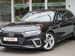 Mythosschwarz metallic (metallic) Gebraucht 2023 Audi A4 S-Line Kombi | 32.990 € (Guter Preis)