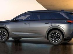 Titan grau metallic Neu 2025 Peugeot 5008 GT Van / Kleinbus | 38.513 € (Guter Preis)