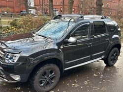 Schwarz Gebraucht 2017 Dacia Duster Prestige SUV | 9.900 € (Fairer Preis)