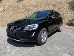 Schwarz Gebraucht 2015 Volvo XC60 Momentum SUV | 15.699 € (Fairer Preis)