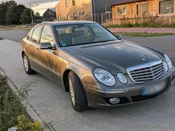 Beige Gebraucht 2007 Mercedes 220 Elegance Limousine | 6.750 €