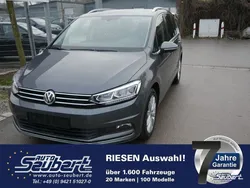 Grau metallic Gebraucht 2019 VW Touran Highline Van / Kleinbus | 25.990 € (Superpreis)
