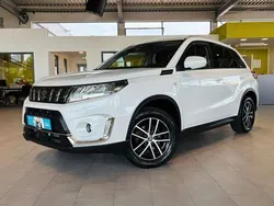 Weiß Gebraucht 2020 Suzuki Vitara Comfort SUV | 18.995 € (Fairer Preis)
