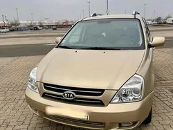 Gold Gebraucht 2007 Kia Carnival Van / Kleinbus | 6.750 € (Teuer)