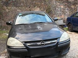 Schwarz Gebraucht 2004 Opel Corsa Kleinwagen | 1.100 € (Guter Preis)