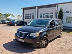Schwarz Gebraucht 2010 Chrysler Grand Voyager Van / Kleinbus | 4.600 € (Fairer Preis)