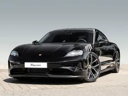 Tiefschwarzmetallic Gebraucht 2024 Porsche Taycan Limousine | 114.992 € (Guter Preis)