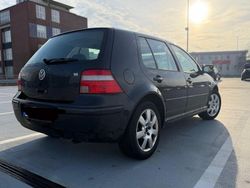 Schwarz Gebraucht 2003 VW Golf Pacific Limousine | 2.100 € (Etwas zu teuer)