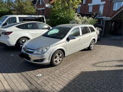 Silber Gebraucht 2007 Opel Astra Edition Kombi | 2.299 € (Fairer Preis)