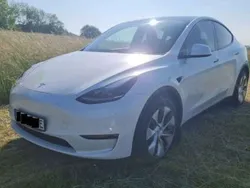 Weiß Gebraucht 2022 Tesla Model Y Long Range SUV | 38.750 € (Fairer Preis)