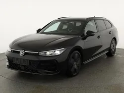 Grenadill schwarz metallic Neu 2025 VW Passat R-line Kombi | 46.495 € (Guter Preis)