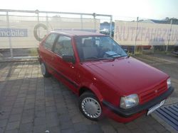 Rot Gebraucht 1990 Nissan Micra Kleinwagen | 890 €
