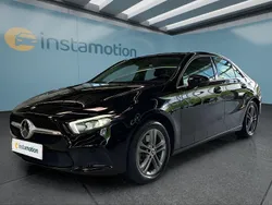 Schwarz Gebraucht 2020 Mercedes A250 Kleinwagen | 25.749 € (Fairer Preis)