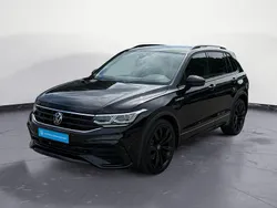 Deep black perleffekt Gebraucht 2024 VW Tiguan R-line SUV | 44.230 € (Etwas zu teuer)