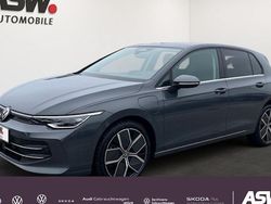 Grau Neu 2025 VW Golf VIII Style Limousine | 52.250 €