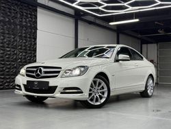 Weiß Gebraucht 2012 Mercedes C180 Coupé | 12.880 € (Etwas zu teuer)