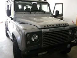 Silber Gebraucht 2012 Land Rover Defender SUV | 24.300 € (Superpreis)