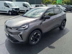 Grau Neu 2025 Renault Captur Techno SUV | 29.490 € (Etwas zu teuer)