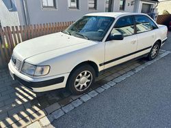 Weiß Gebraucht 1992 Audi 100 Limousine | 1.999 €
