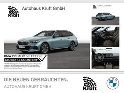 Grün Gebraucht 2024 BMW i5 M Sport Limousine | 59.799 € (Etwas zu teuer)