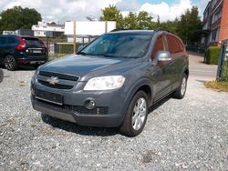 Grau Gebraucht 2010 Chevrolet Captiva LT SUV | 7.590 € (Teuer)