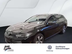 Grenadillschwarz metallic Gebraucht 2025 VW Passat Business Kombi | 39.790 € (Superpreis)